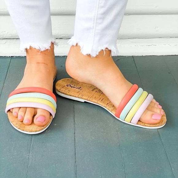 LAST PAIR: Puffy strap slide sandals in multi pastel - Picture 3 of 7